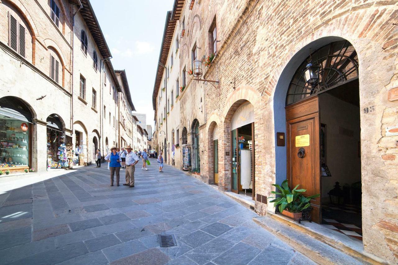 Residenza D'Epoca Palazzo Buonaccorsi Hotel San Gimignano Bagian luar foto